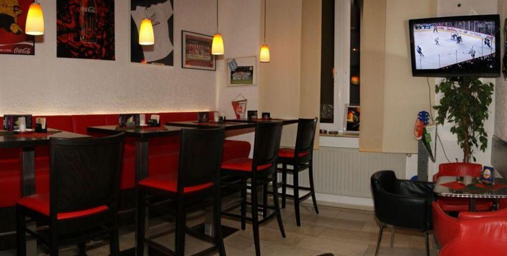 Hotel-Restaurant Barbarossahof 카이저슬라우테른 외부 사진