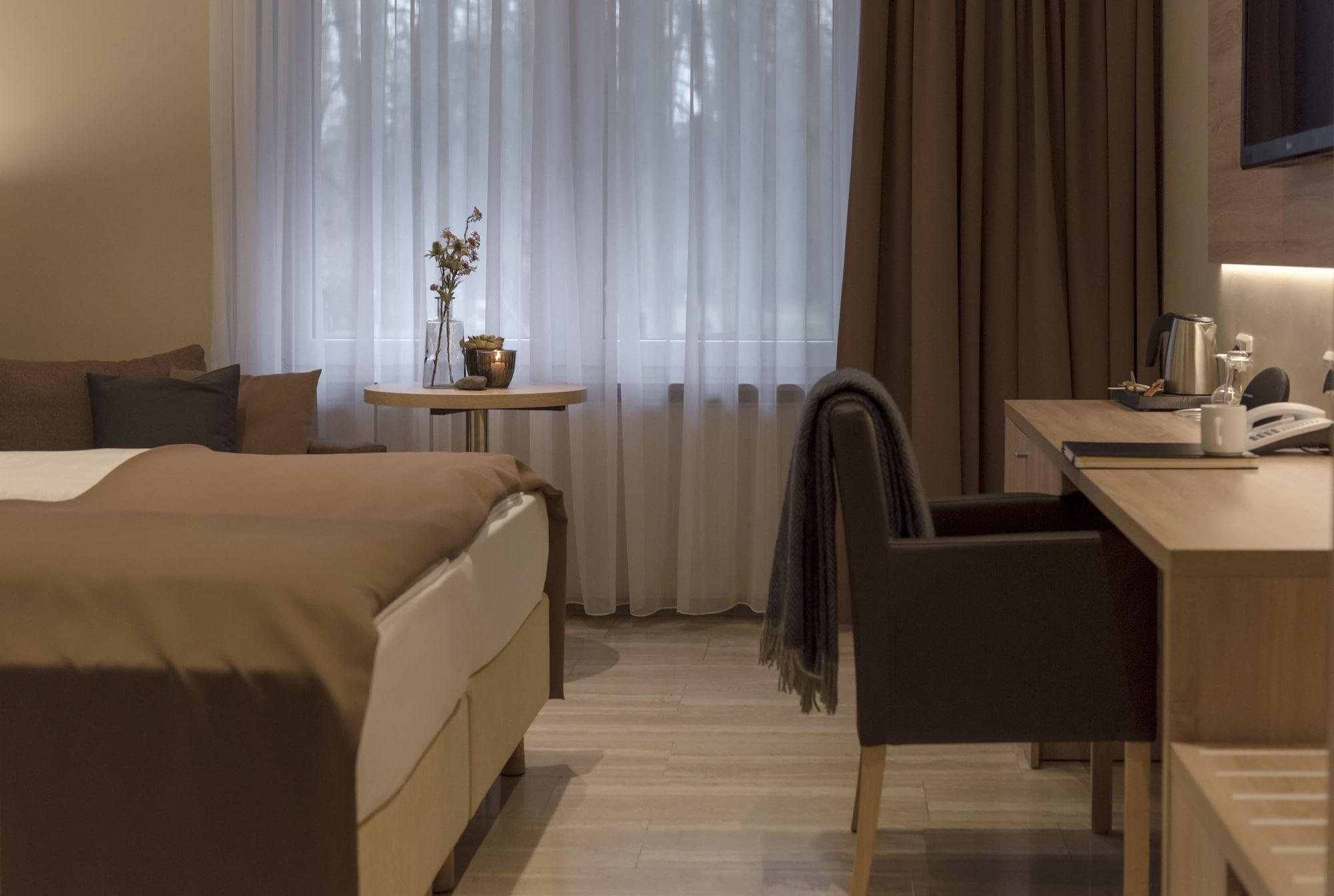Hotel-Restaurant Barbarossahof 카이저슬라우테른 외부 사진